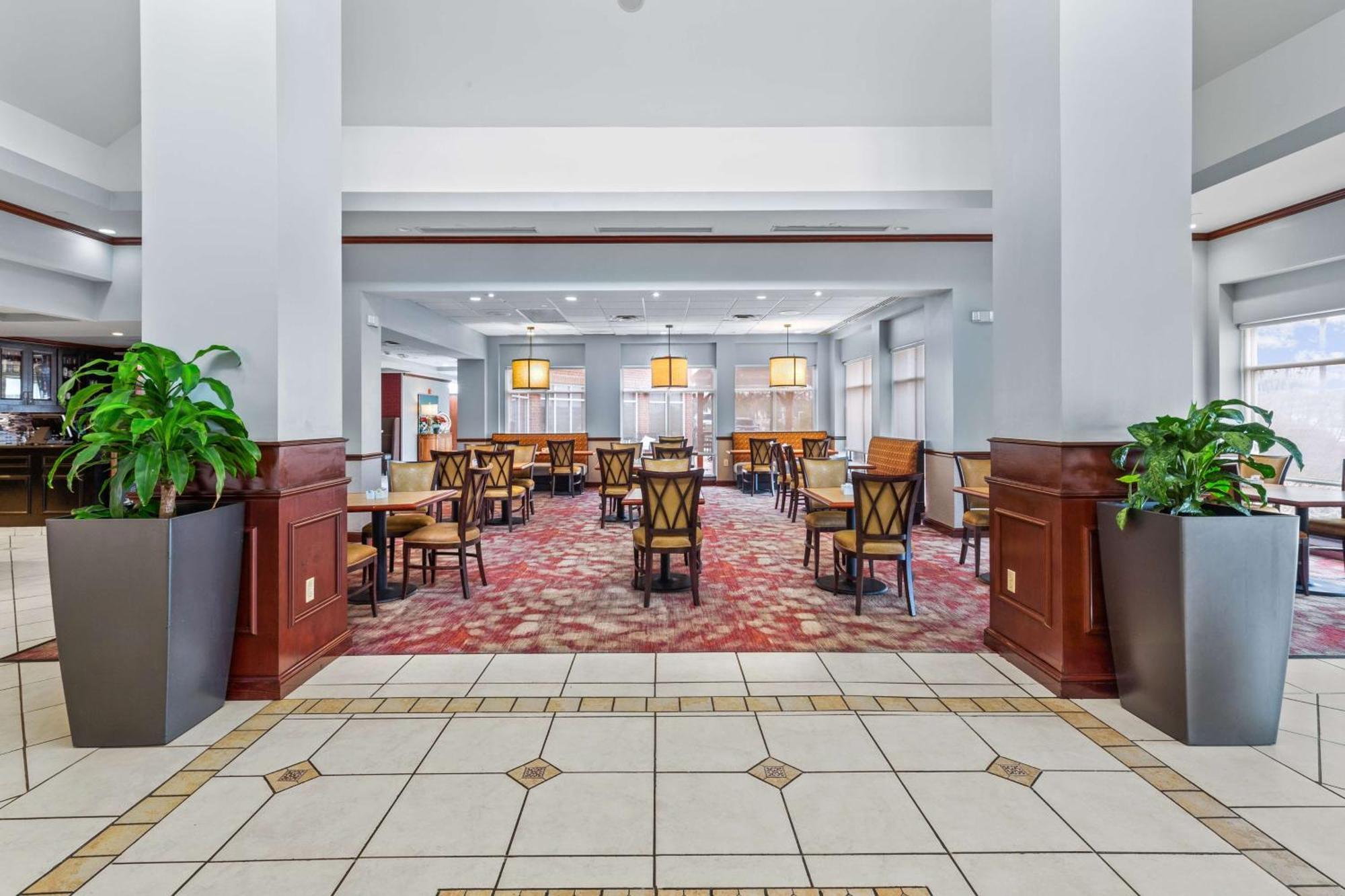 Hilton Garden Inn Starkville Exterior foto